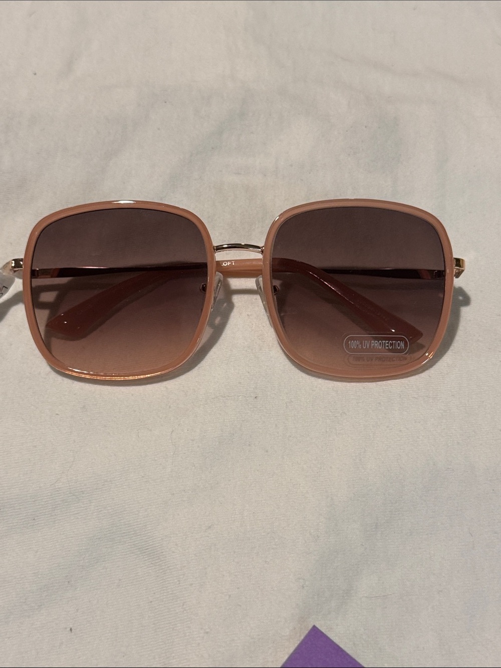 New Loft edge oversized square sunglasses.